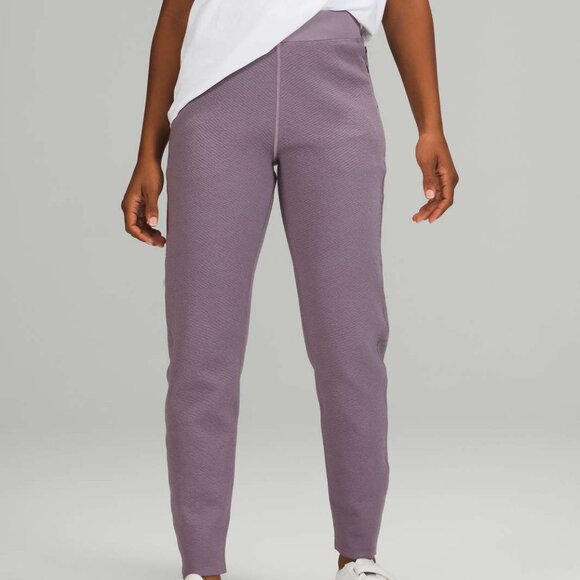 lululemon athletica Pants - NWT Lululemon End State Jogger Dusky Lavender size 6